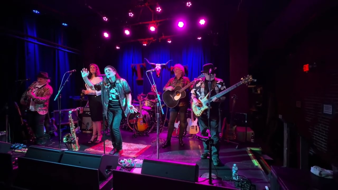 &ldquo;Paint It Black&rdquo; at the Tractor Tavern