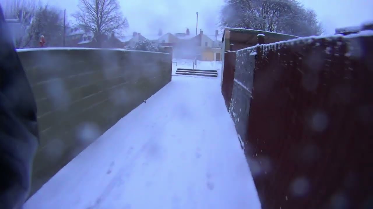 Swindon Bicycle Commute In The Snow, in 2013, On Schwalbe Ice Spiker Tyres(60 minutes long).