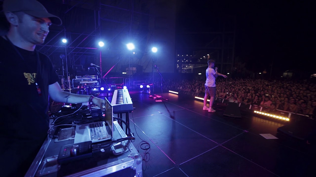 ALFA PRIMO LIVE A GENOVA ( Cin Cin, Testa Tra Le Nuvole Pt. 1, Dove Sei? )