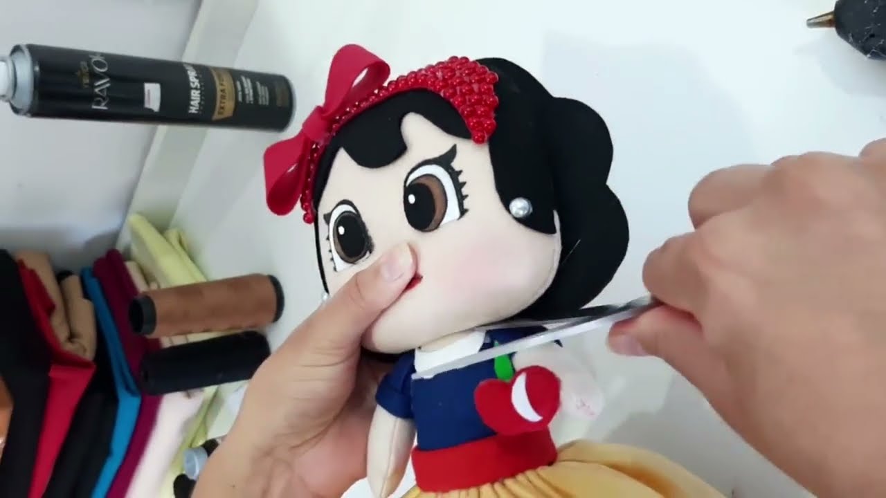 Branca de Neve em Feltro (Finalização) - #artesanato
