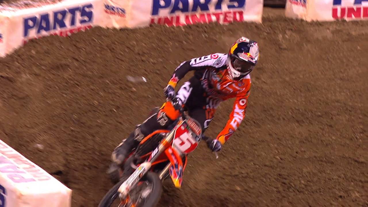 Райан Данджи выиграл 7 главных соревнований и чемпионат Monster Energy Supercross в 2015 году