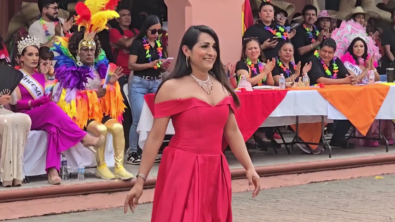 PASARELA DE LA COMUNIDAD LGBTO+ EN EL CARNAVAL PUTLECO 2026