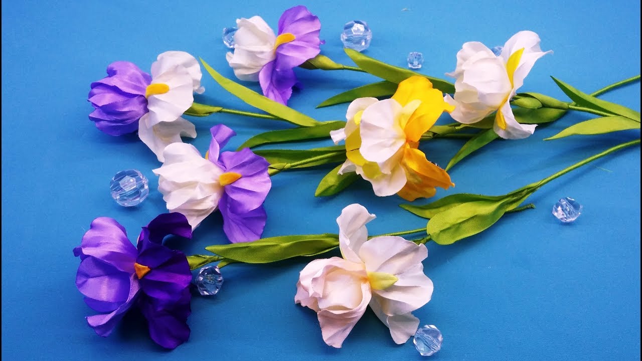 Irises of ribbons.DIY/Flor del iris de las cintas/Ирисы из лент.МК