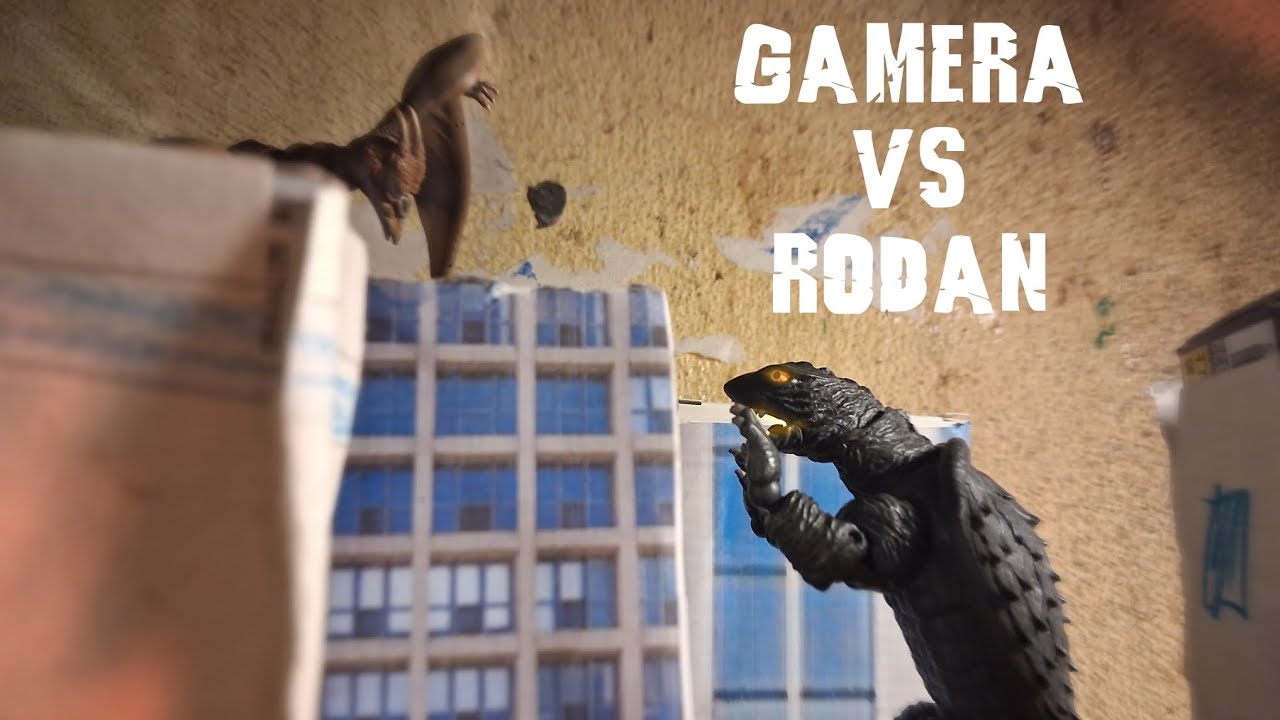 Gamera VS Rodan [Stop motion]