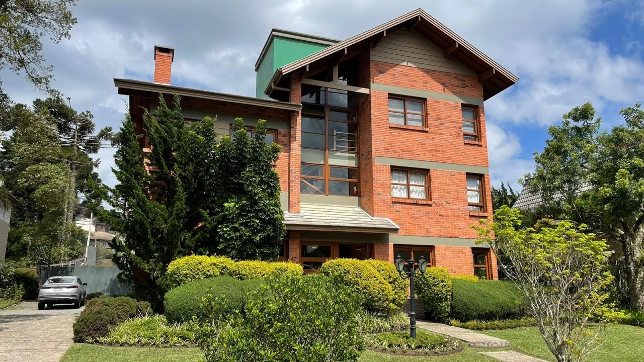 APARTAMENTO NO CHARMOSO CONDOM&Iacute;NIO LAJE DE PEDRA EM CANELA/RS COM 2 DORMIT&Oacute;RIOS.