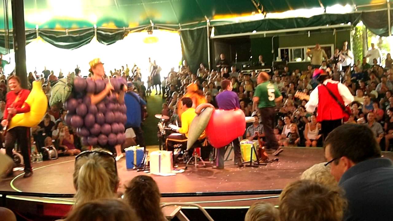 The Wiggles Live - Fruit Salad