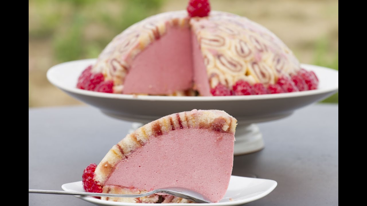 Charlotte royale à la framboise facile