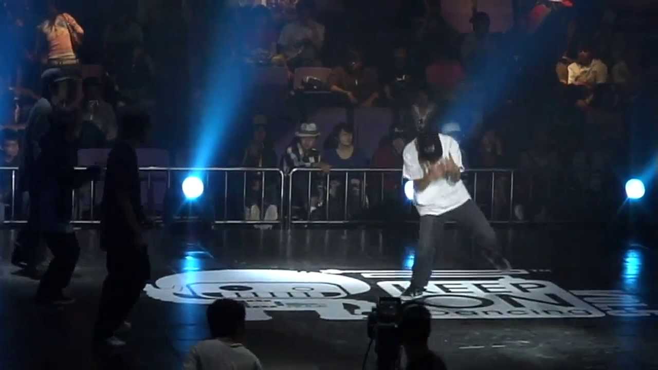 BBOY PHYSICX MOUSE TINO ROCK 2TOUCH NAUTY1 VS R-FUNKIST (KOREA) HD bboy battle