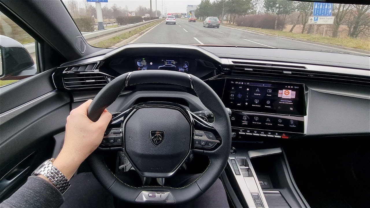 PEUGEOT 408 1.2 PureTech 130 (2023) - consumption on 130 km/h (city, highway - cabin noise test)