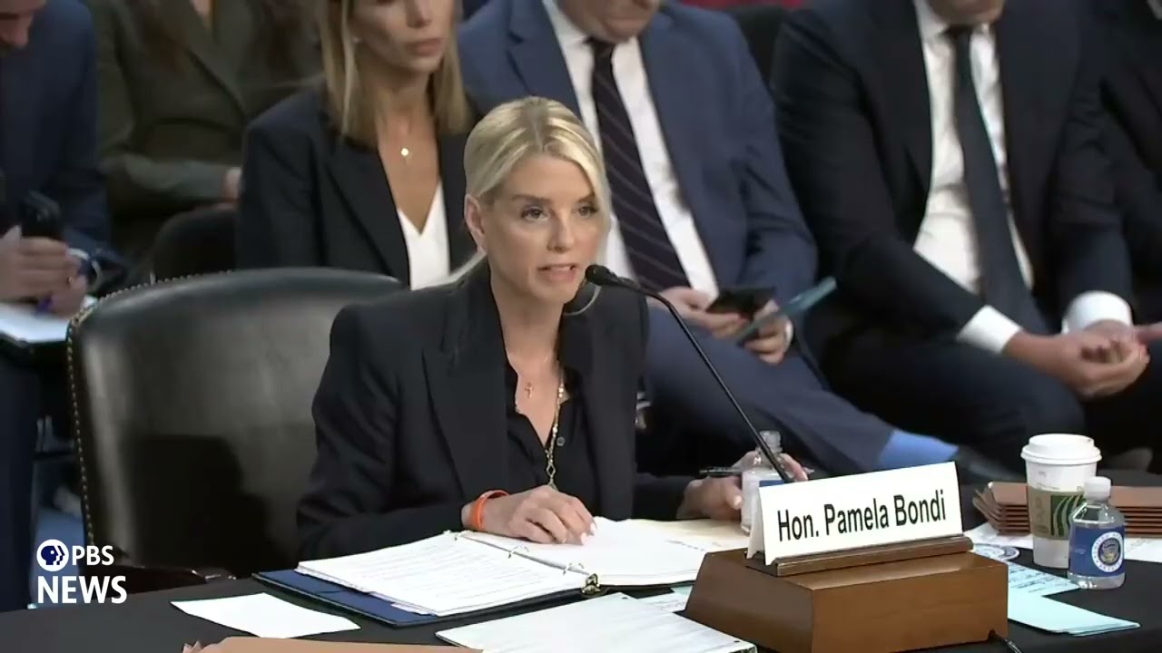 WATCH: Sen. Whitehouse questions Attorney General Pam Bondi on Homan cash probe, protecting judges