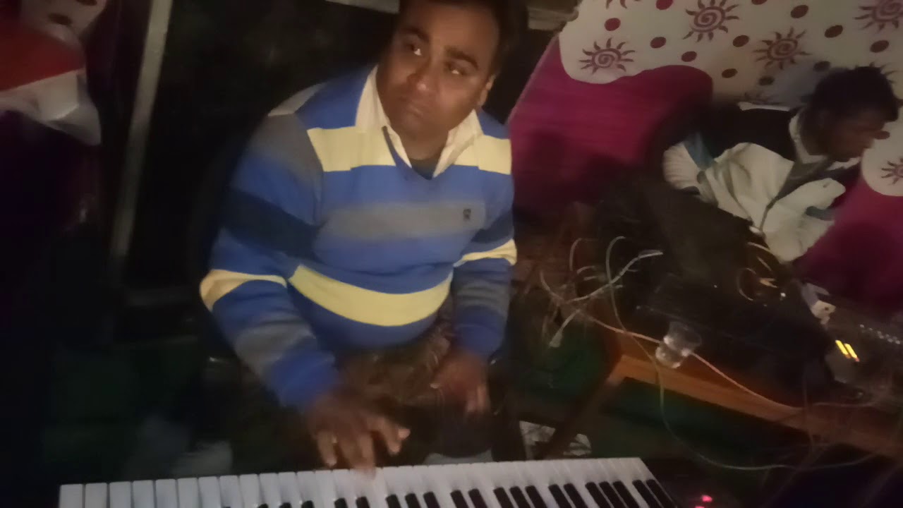Rang barse darbar maiya ji tere rang barse