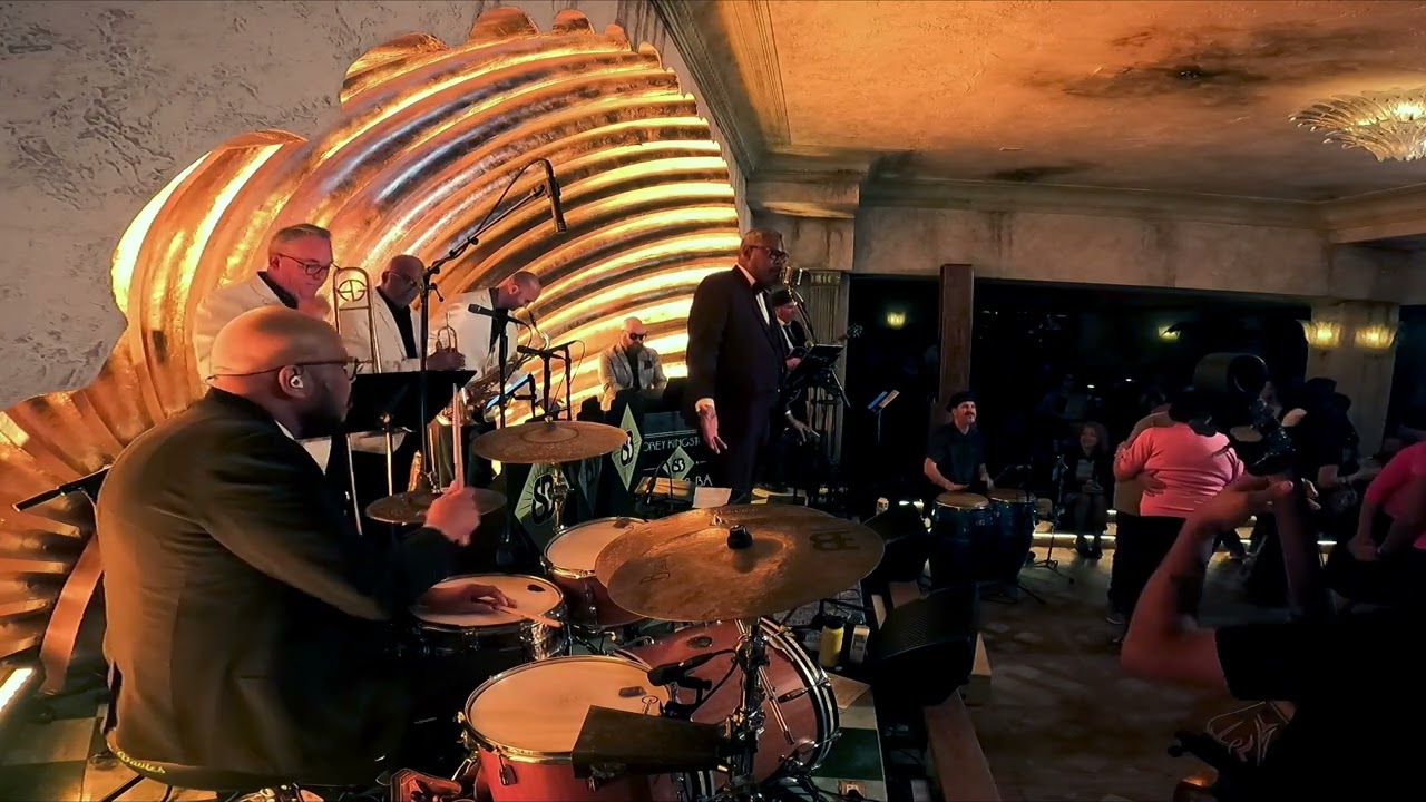 Shuffle and Bang – “Sugar to Tea” (Live at Lou Lou’s)