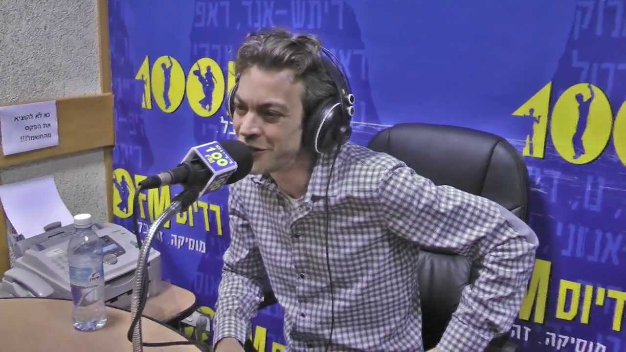 מוקי - לב חופשי - לייב אקוסטי - רדיוס 100FM - מושיקו שטרן