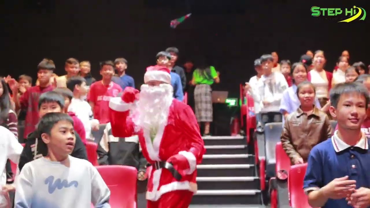 🎬🎄 MOVIE NIGHT FOR TEENS – CHRISTMAS MEMORIES