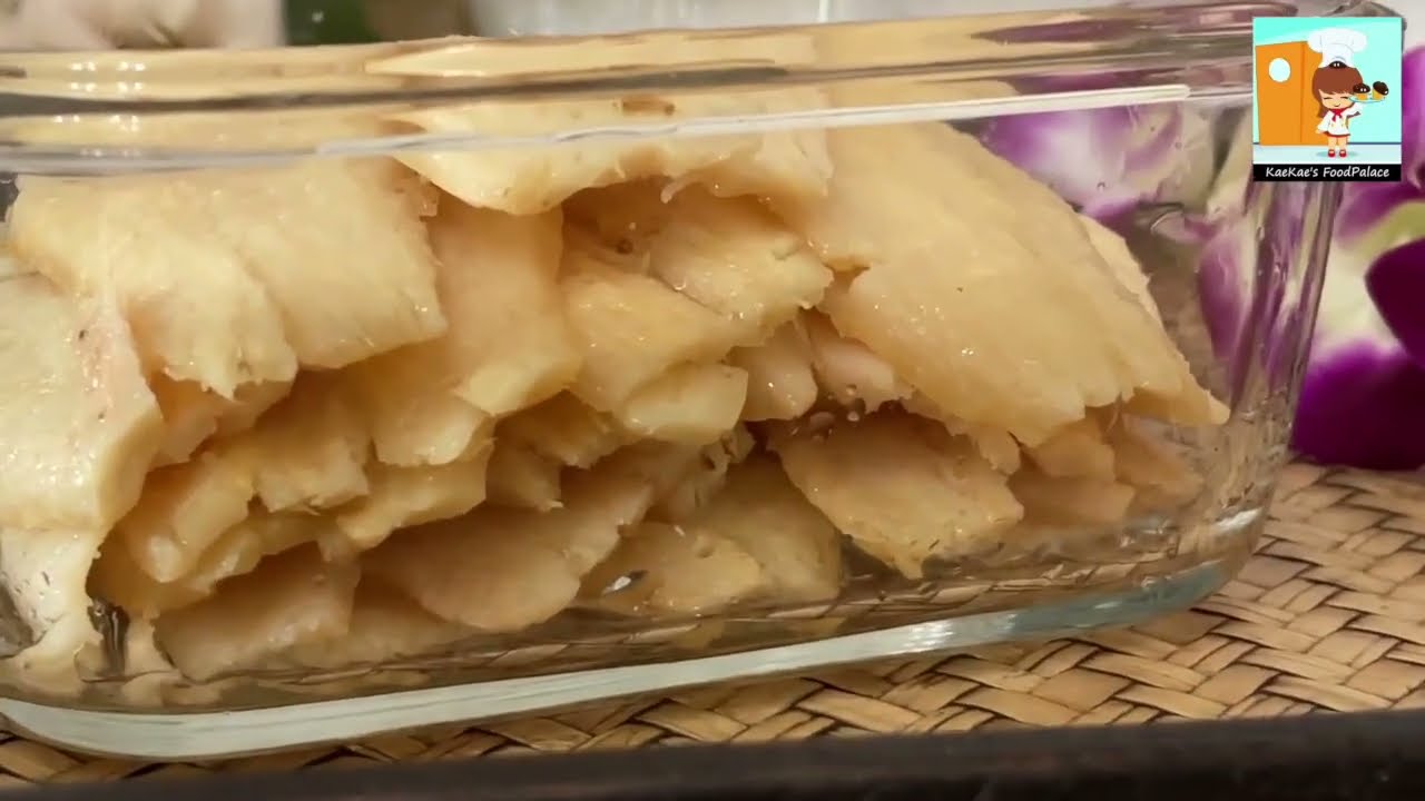 Myanmar(Burma) snack in winter season - Winged Bean Roots dipped in oil-Eng Sub-KaeKae's FoodPalace