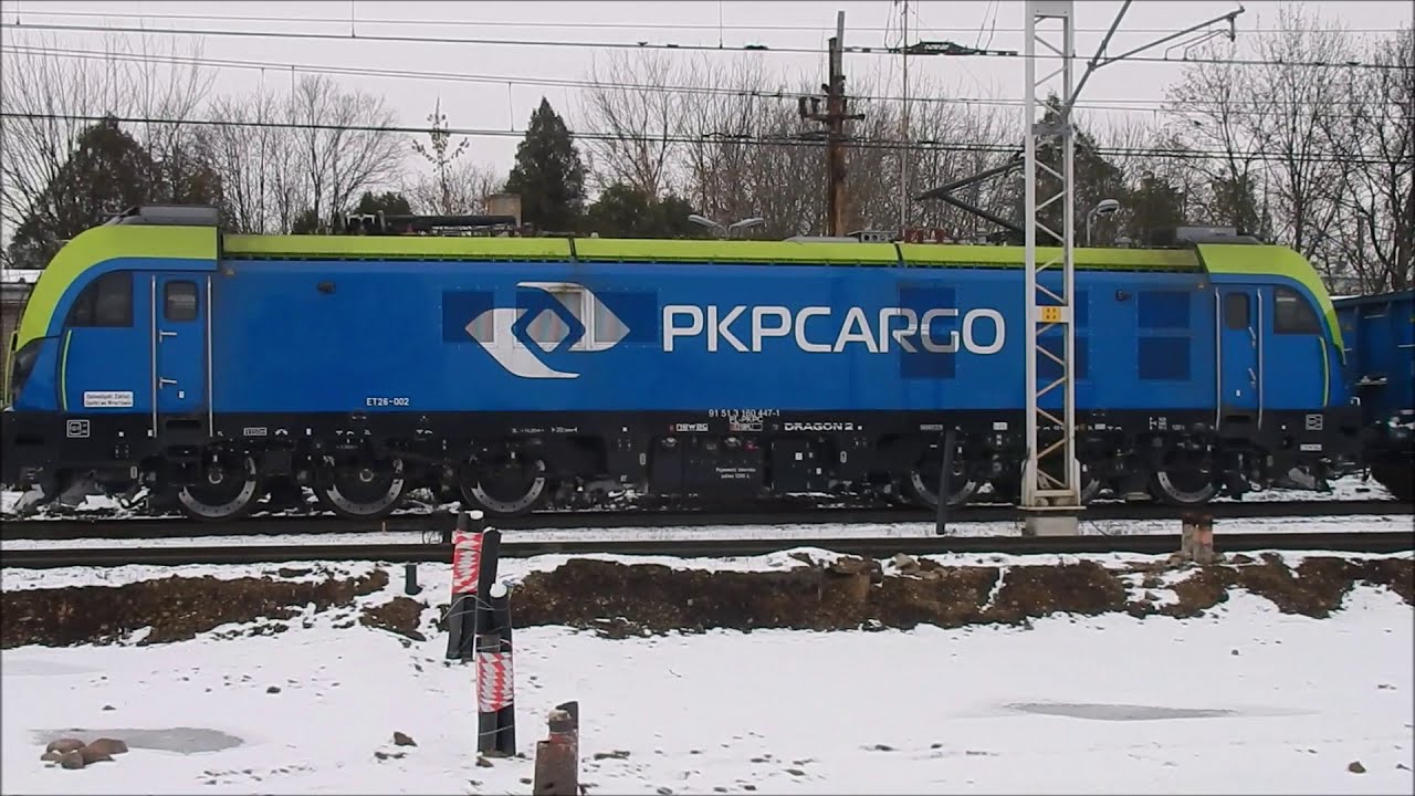 ET26 i ET22 PKP Cargo oraz nowe semafory i tarcza na stacji Łowicz Gł. 2.02.2021.