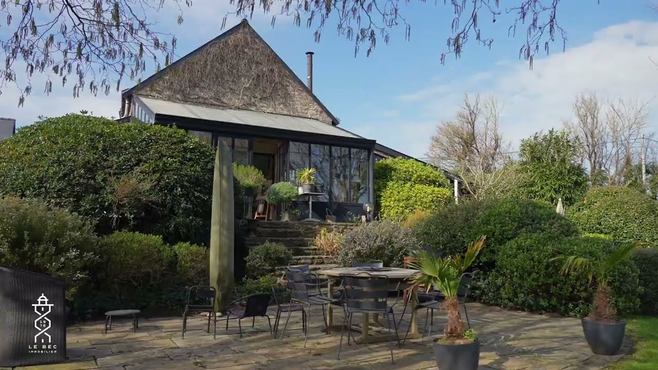 À vendre : Ploemeur - Propriété de caractère proche plage et golf ! 🏡
