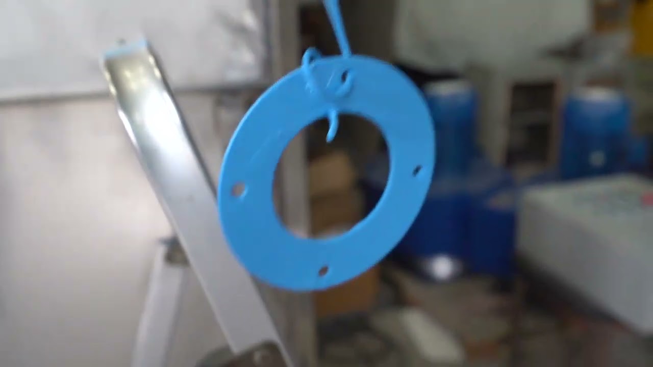 Fluidized bed powder coating