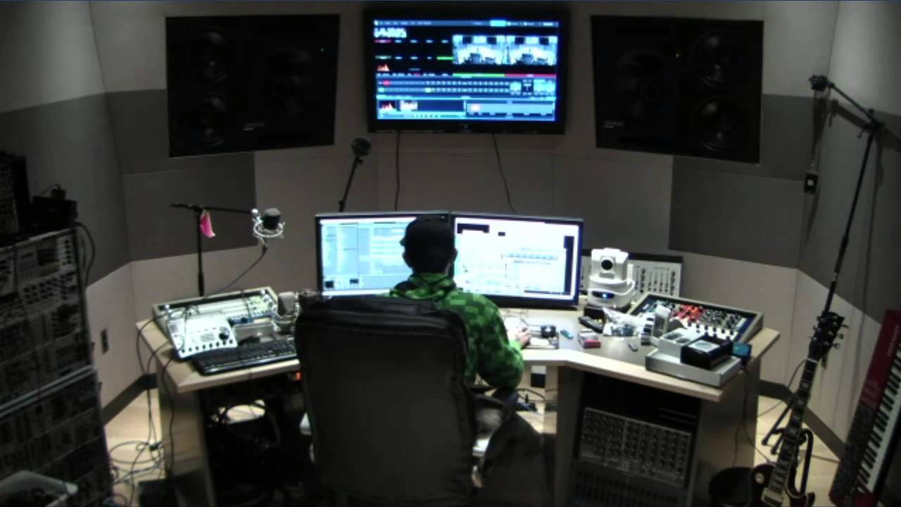 Deadmau5 live stream - January 20-21, 2014 [01/20-21/2014]