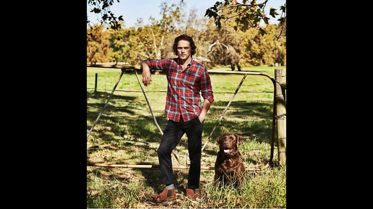 Sam Heughan with dogs 🐕❤