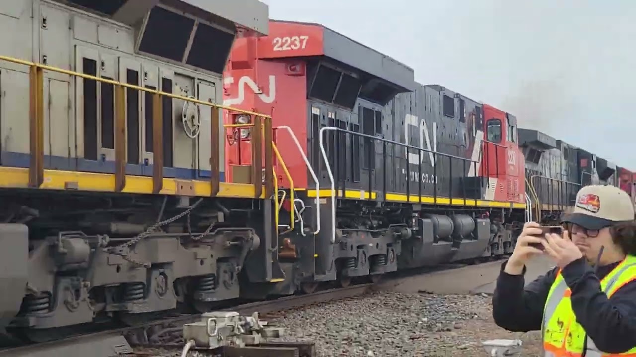 CN 3351 B781 at Ladysmith, WI on 3-8-26