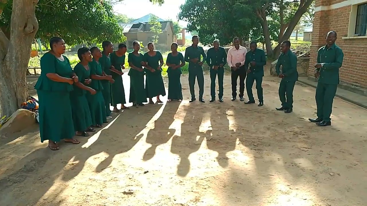 BMF KALENGA IRINGA VENGULUVYI VEVE TUKUPELYE KIKI WAKIHEHE AKAPELA. 