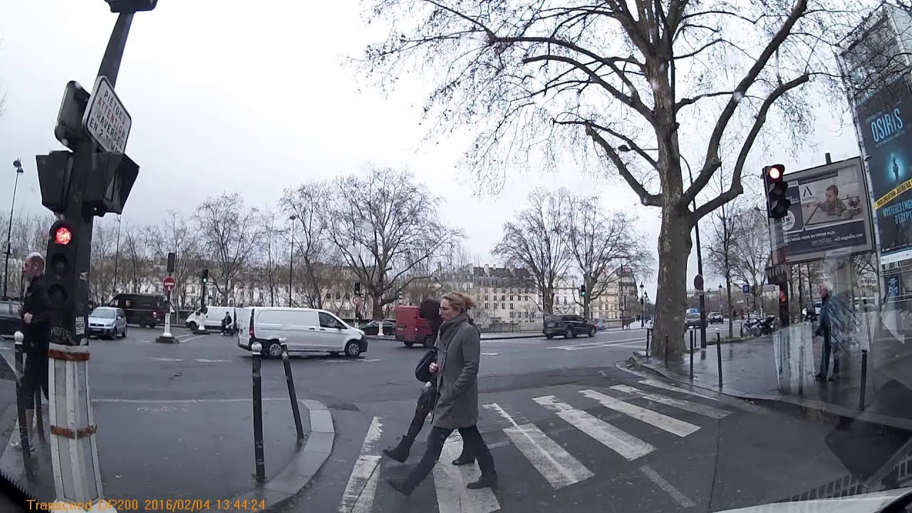 Driving In Paris - 04/02/2016