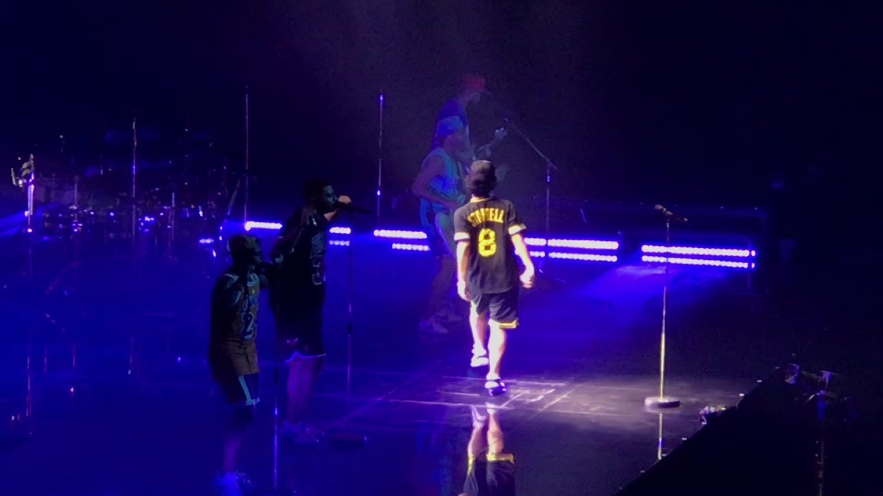 Bruno Mars - Intro & Finesse | Singapore 24K Tour 2018
