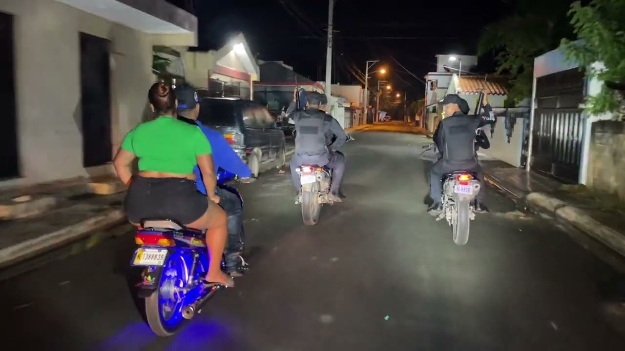 OPERATIVO  DE LA POLICIA EN SAN FRANCISCO DE MACORIS