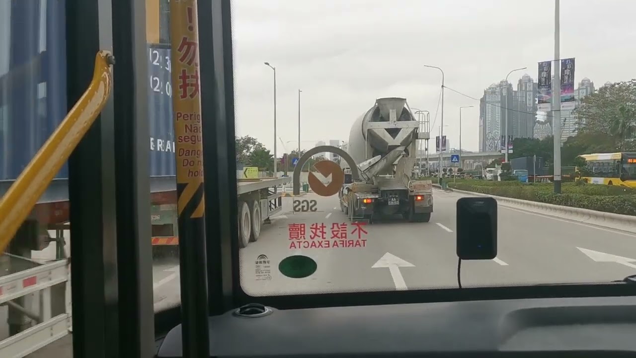 澳門唯二宇通黑金剛大巴！澳門巴士MT4號線（氹仔客運碼頭至海洋花園／玫瑰苑）（MZ￼-86-59 YE02）！