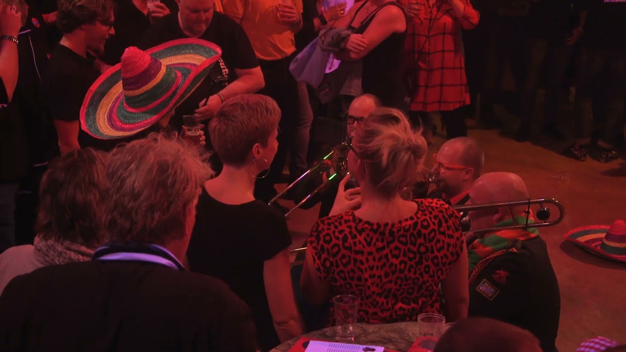 Dweilorkesten door de Tijd Part 6 Met nu de Drumgabbers