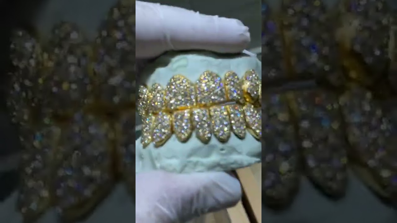 Vs1 Diamond Grillz Yellow Gold HMU inst @potion713 
