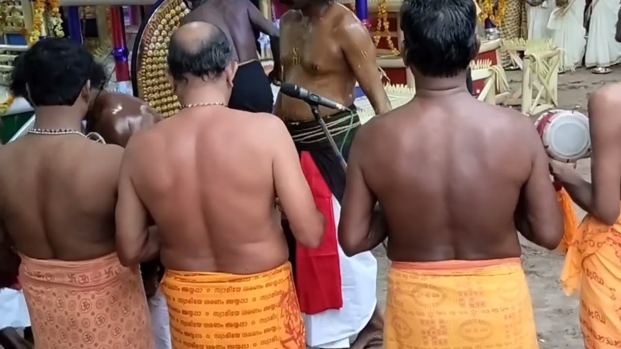 അയ്യപ്പൻ വിളക്ക് - വൈദ്യൻ ത്രികോവിൽ ആലത്തിയൂർ
