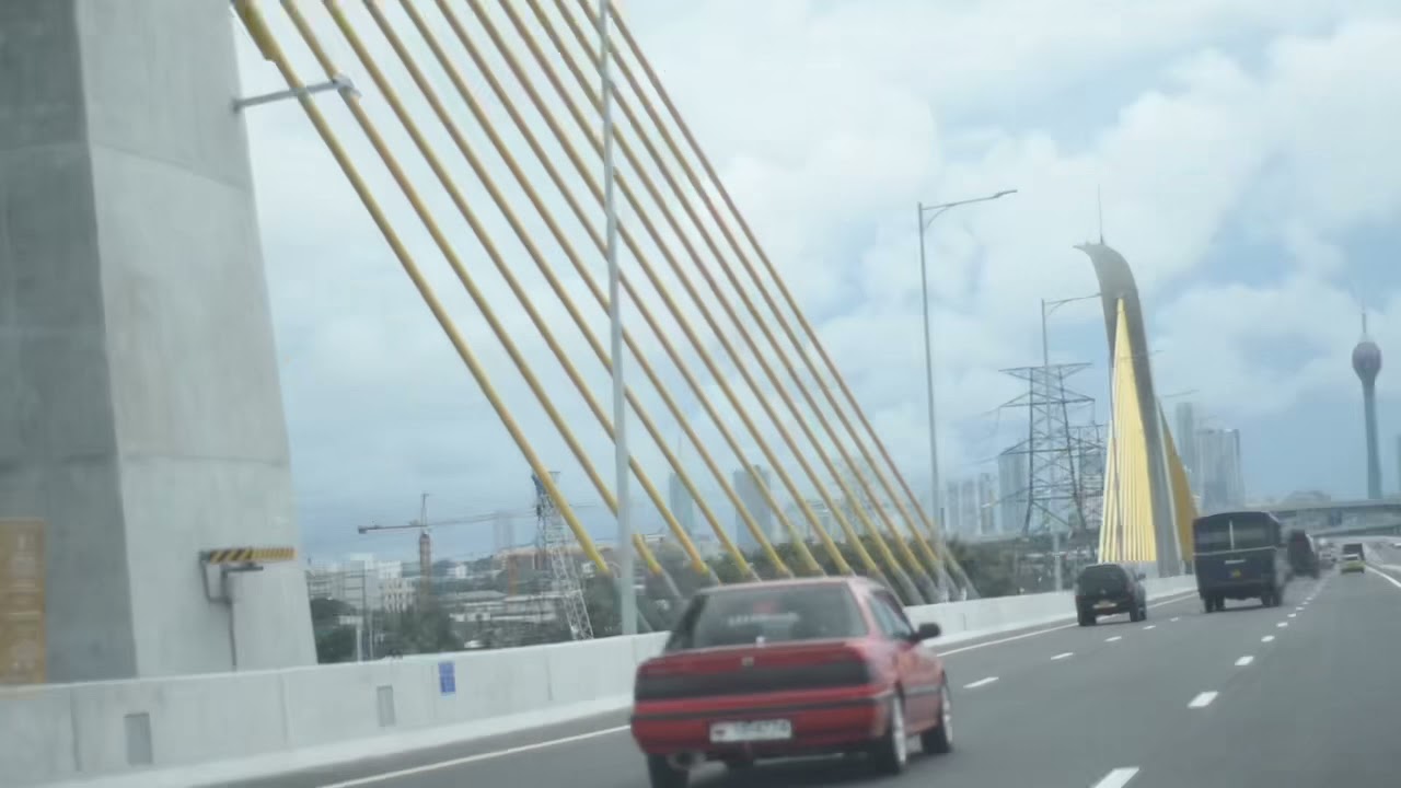 Passing the new Kalaniya bridge on the Colombo,katunayaka express way.