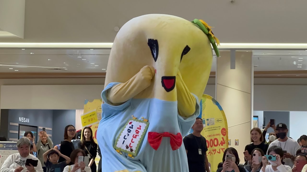 ららぽーと福岡　ふなっしートークショー