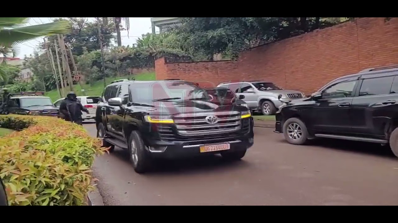 Rajiv Ruparelia mourners gather at family home in Kololo before cremation