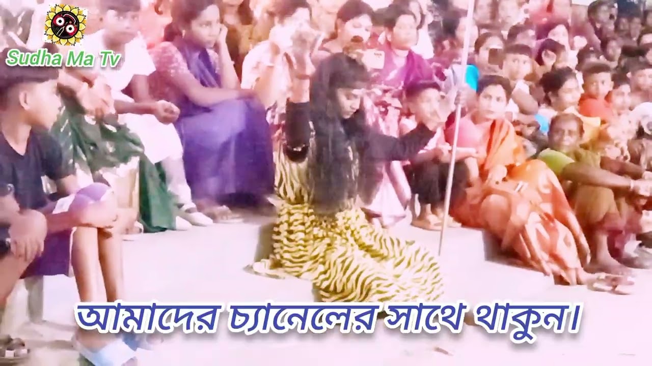 ছোট কাশিপুর দাসপাড়া গ্রামে জীবন্ত প্রতিমা