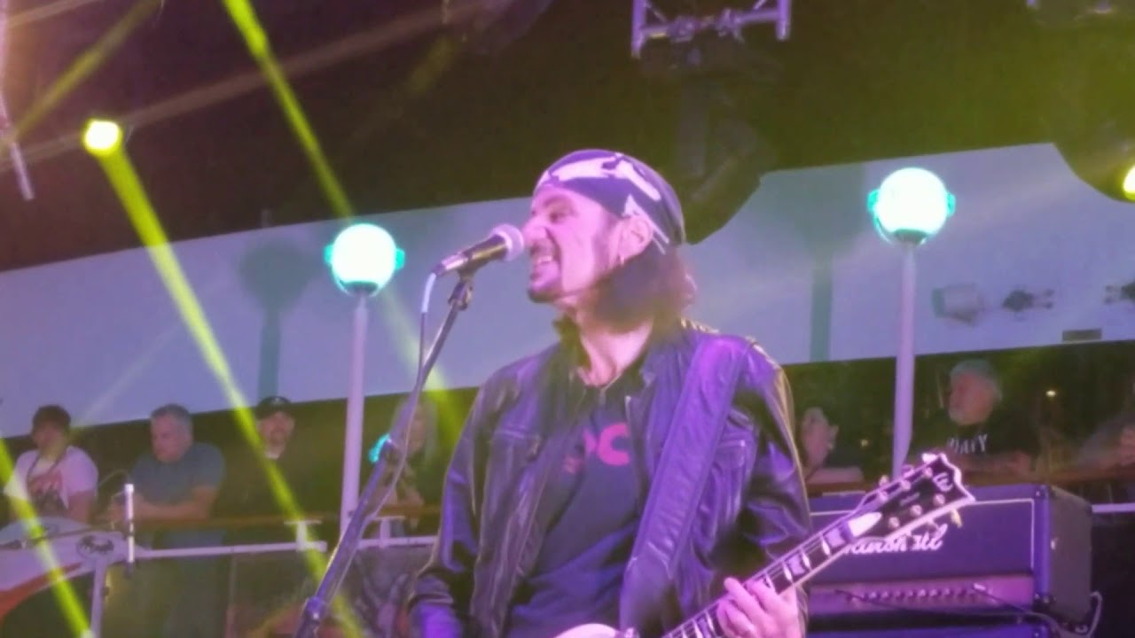 Bruce and Bob Kulick 