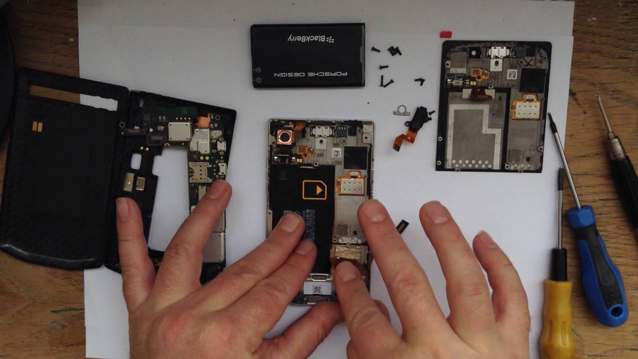 Disassembly BlackBerry P'9983 Porsche Design