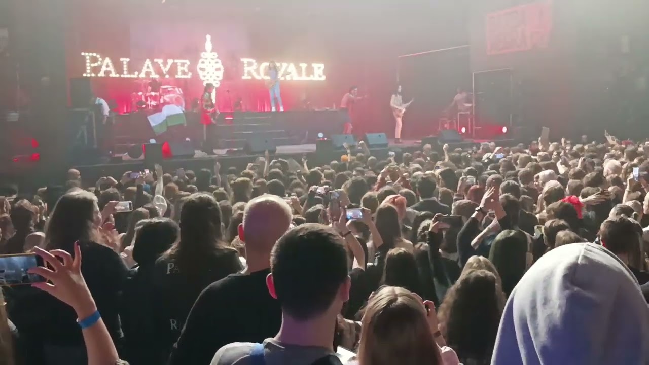 Palaye Royal