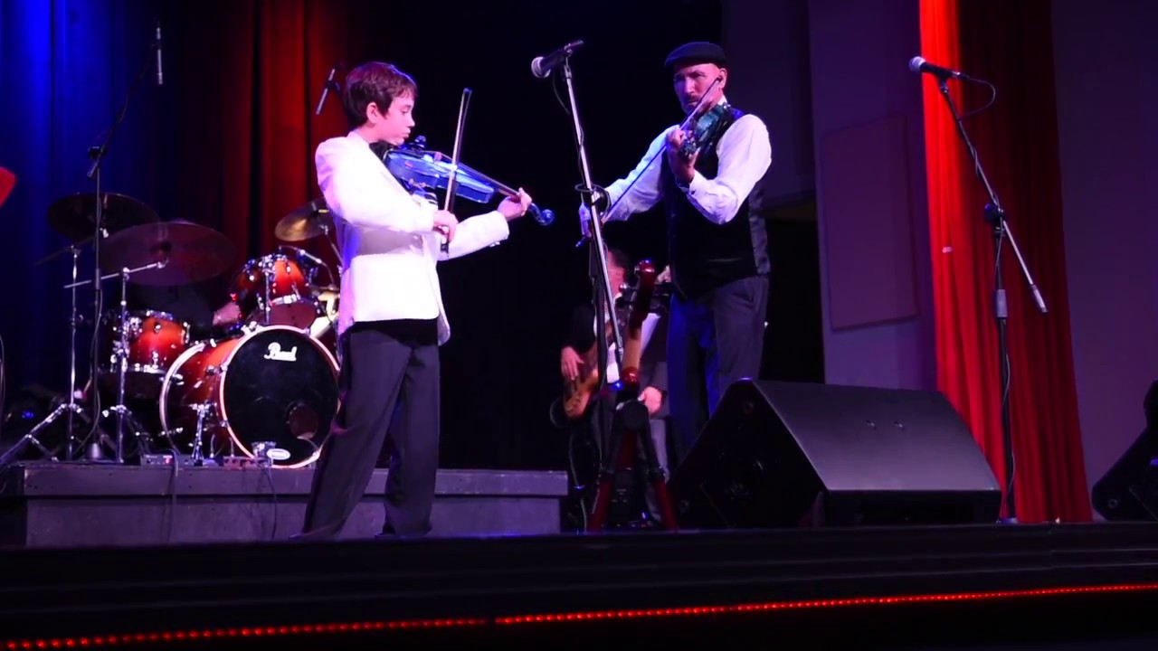 Doug Cameron & Family In Concert
