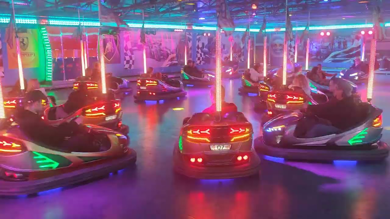 Autoscooter Formel 1 - Heitmann (Offride) / Sch&uuml;tzenfest Volksfest Goslar 2023 / Kirmes Fahrgesch&auml;ft
