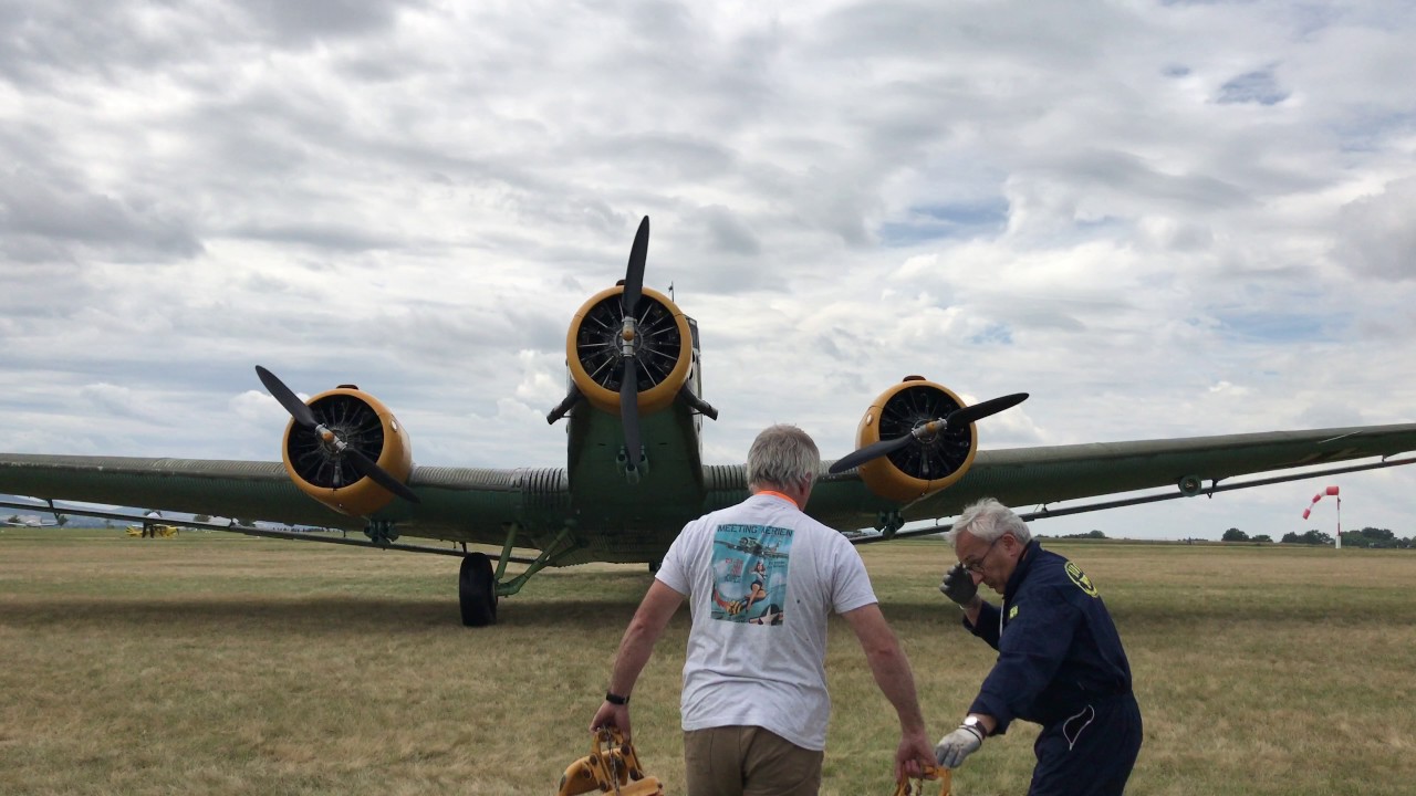 Roll in der Junkers JU29 I Airshow Coburg 2017 Brandensteinsebene