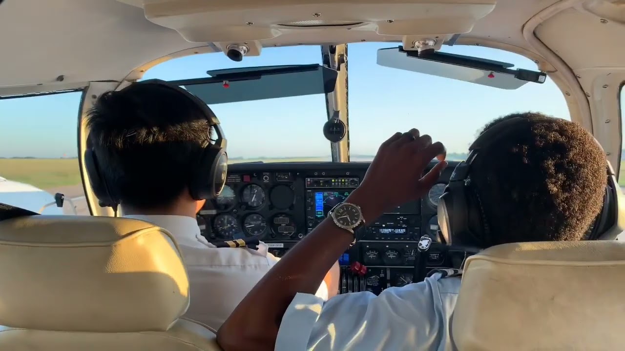 Cambodian Pilot Club Co., Ltd - Piper Seneca P34