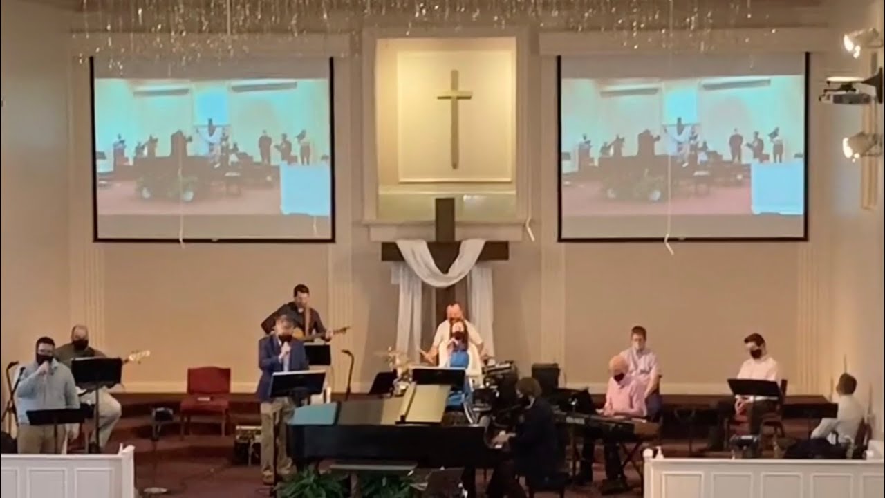 King of Kings - Peters Creek Baptist Church with trio and band