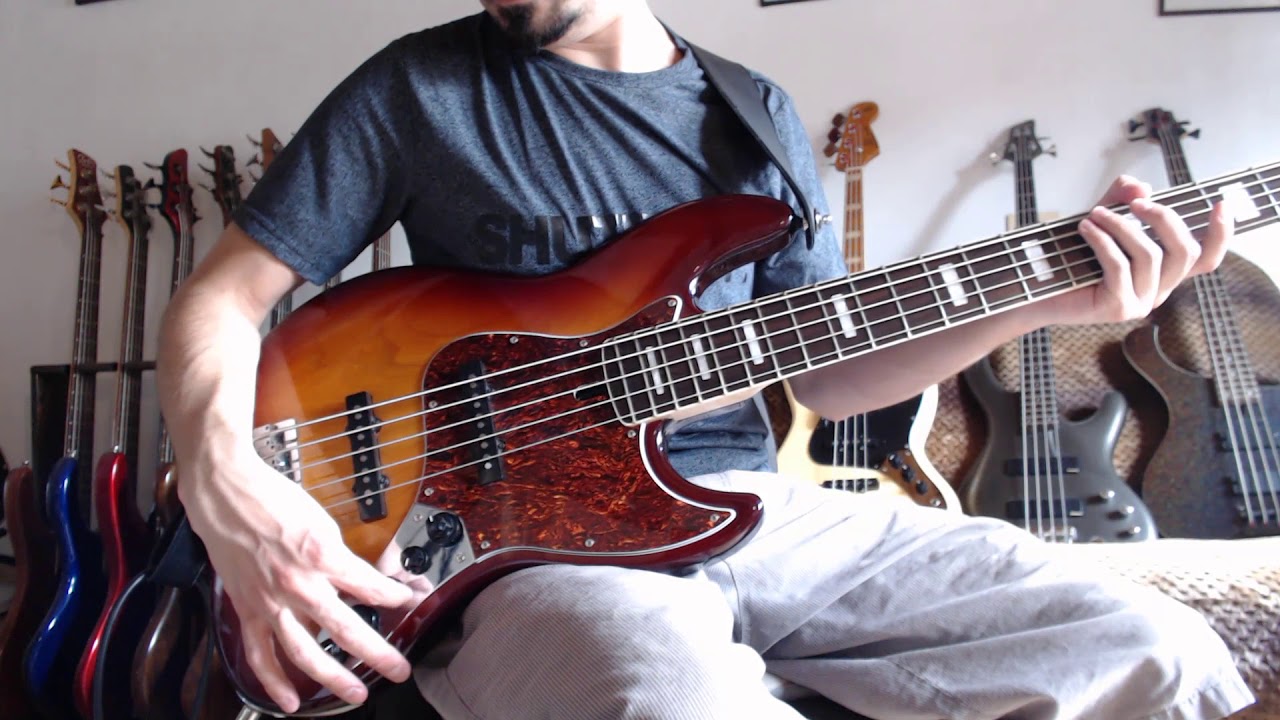 Review bajo Sire Marcus Miller V7 Groover Instrumentos