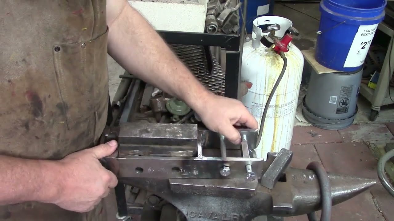 Hoe to build a tools / tooling for power hammer at the VSTA 2023
