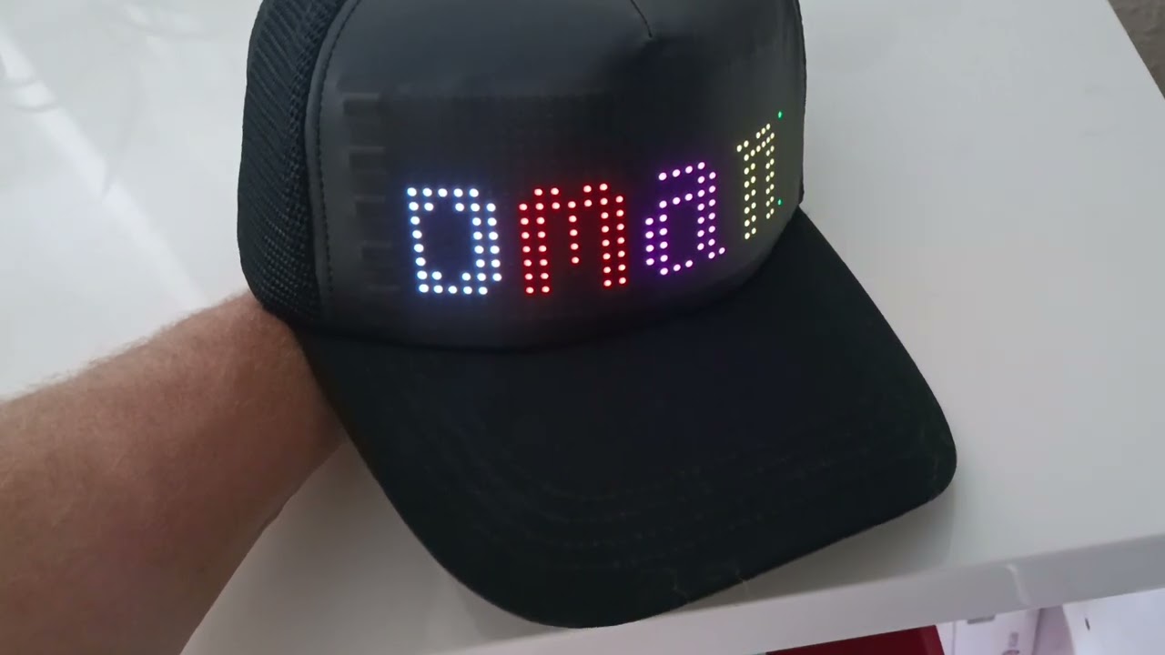 Blue Tooth App Control Vollfarb LED CAP Hut Scrolling Display DIGI programmierbar bluetooth