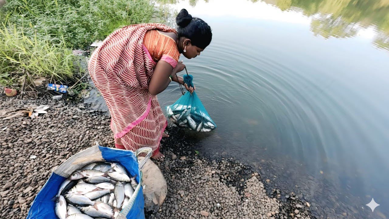 भरपूर🤗दिवसानंतर मिळाले थोडेफार तरी मासे🐠तेच घेऊन गेलो पिंकी🥰आणि मी मार्केटला