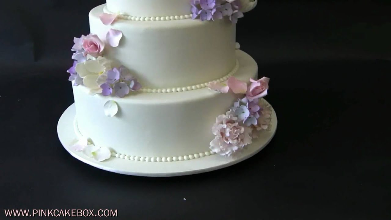 Rose & Hydrangea Wedding Cake